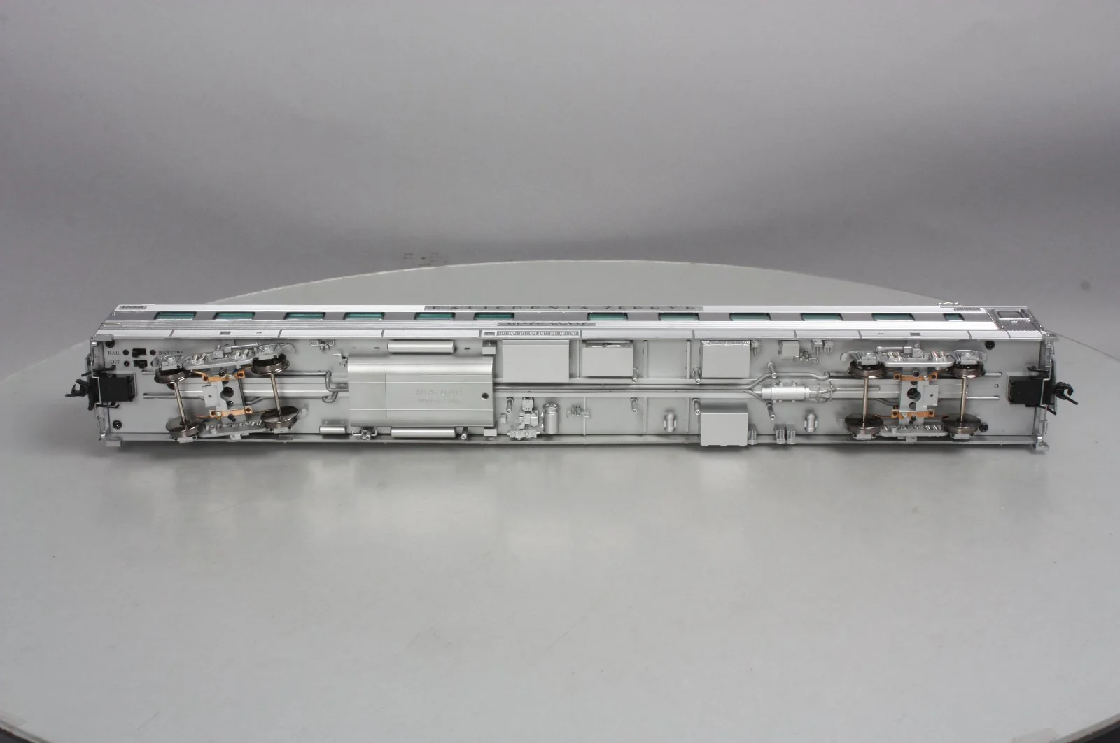 Atlas 3002176-1 O Cali Zephyr CB&Q "Silver Butte" 10-6 Sleeper Car (2-Rail) LN/Box - Image 11