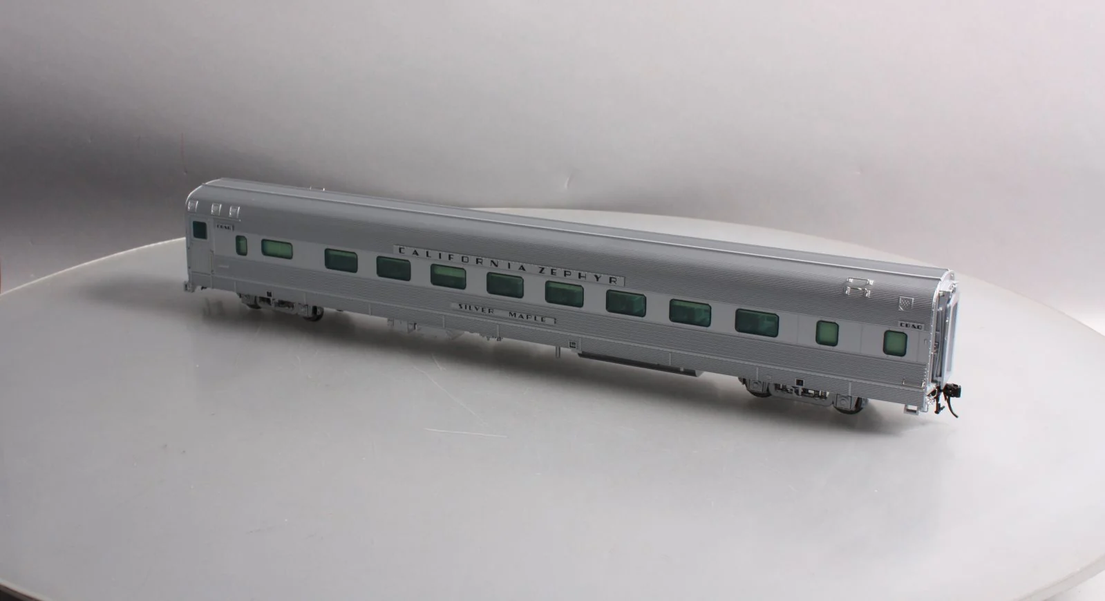 Atlas 3002186-1 O Scale CB&Q CaliZephyr "Silver Maple" Sleeping Car #400 (2Rail) MT/Box - Image 3