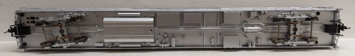 Atlas 3009020S O California Zephyr "Silver Shore" 2-Rail 10/6 Sleeper Car NIB - Image 4
