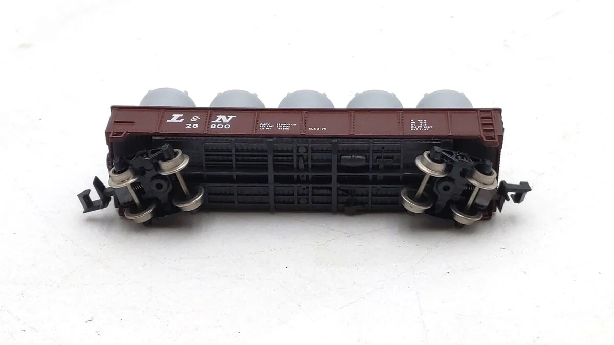 Atlas 3501 N Scale Louisville & Nashville 42' Gondola #28800 LN - Image 2