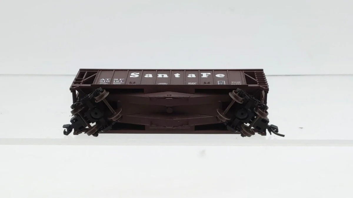 Atlas 38671 N Scale Atchison Topeka Santa Fe GATX Airslide Hopper #310121 LN - Image 4