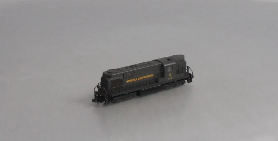 Atlas 4283 N Scale Norfolk & Western Diesel Locomotive LN/Box - Image 5