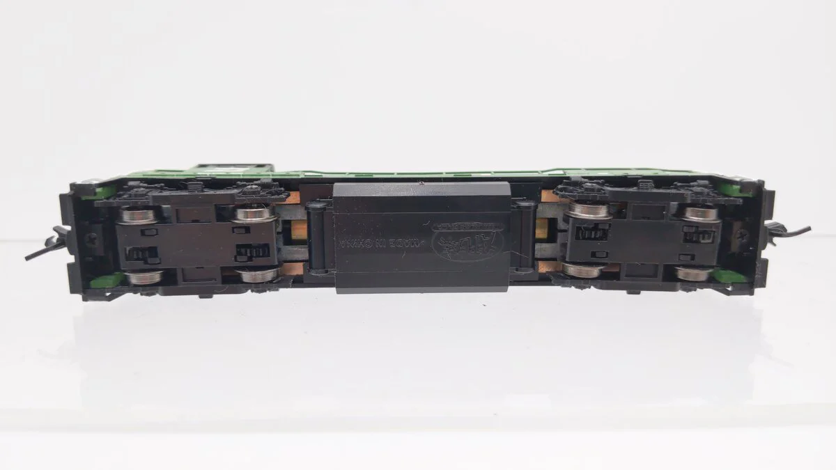Atlas 44785 N Scale BN U25B Phase IIB Diesel Locomotive #5427 w/ DCC LN/Box - Image 7