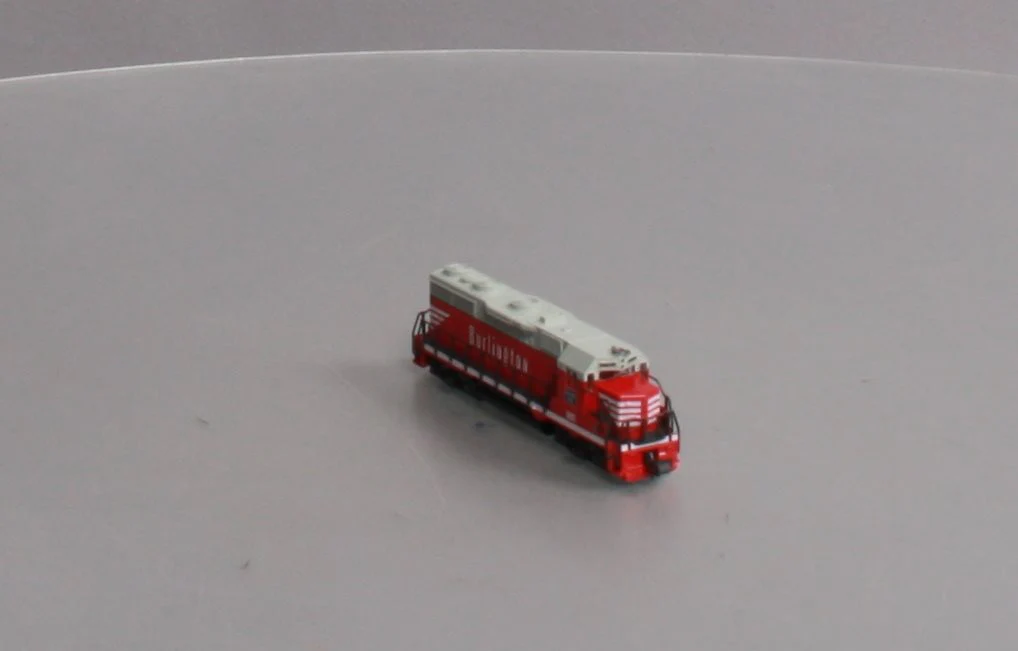 Atlas 4613 N Burlington EMD GP35 Diesel Locomotive #980 LN/Box - Image 7