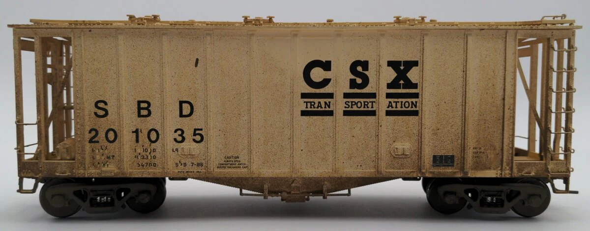 Atlas 7357-2 O CSX Airslide Covered Hopper #201035 (2 Rail) - Custom Weathered/Box - Image 2