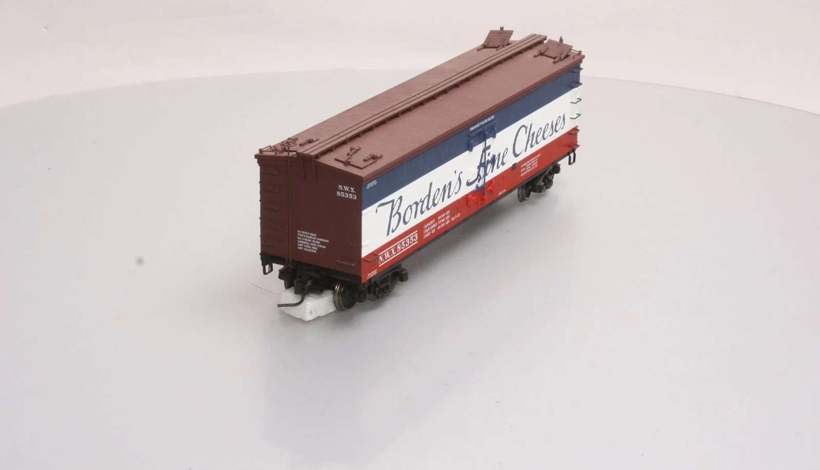 Atlas 7704-2 O Borden's Fine Cheese 40' Woodside Reefer Car #85353 (2-Rail) NIB - Image 9
