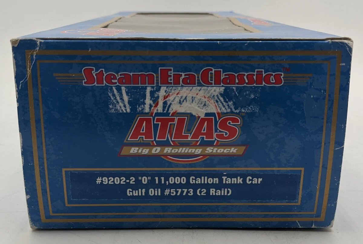 Atlas 9202-2 O Gulf Oil 11,000 Gallon Tank Car #5773 (2-Rail) LN/Box - Image 4