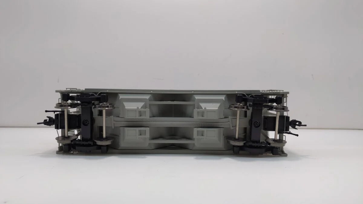 Atlas 9398-2 O New York Central 70-Ton Covered Hopper #882306 (2-Rail) NIB - Image 3