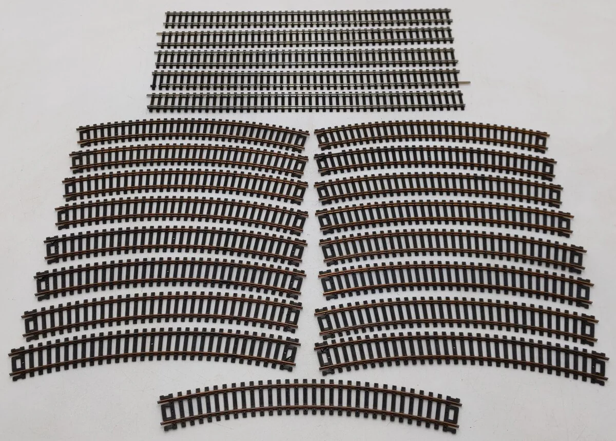 Atlas HO Scale Assorted Curved and Straight Track Sections [22] EX - Image 2