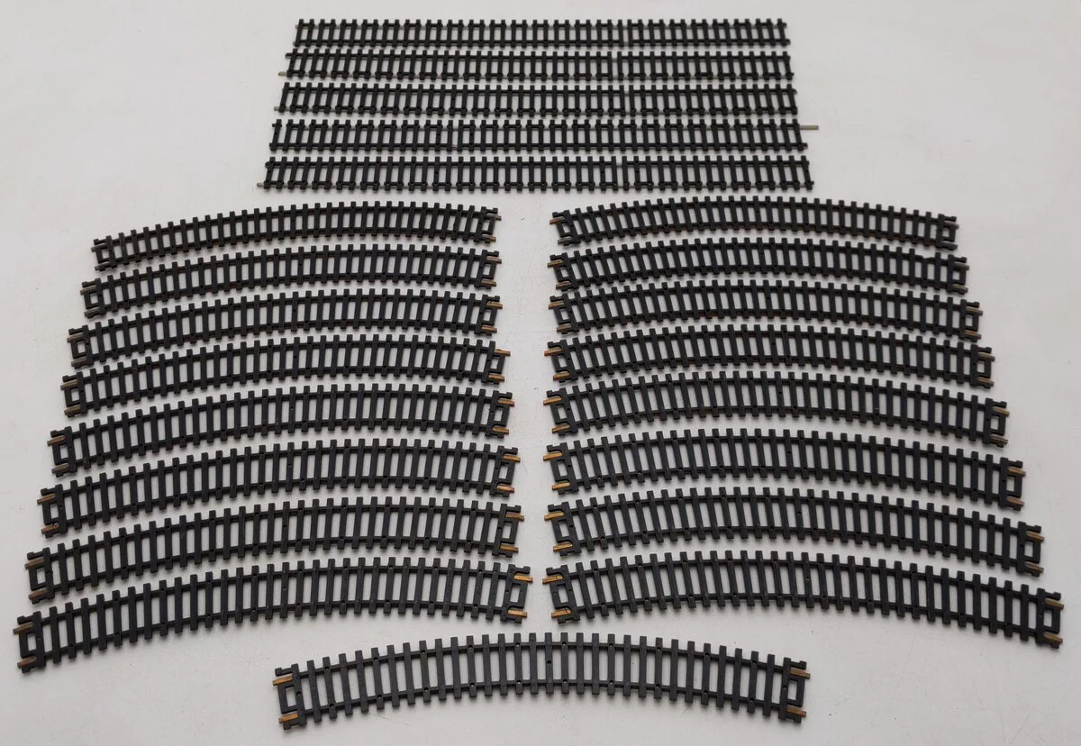 Atlas HO Scale Assorted Curved and Straight Track Sections [22] EX - Image 3