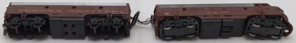 Atlas HO Scale Custom Painted Texas & Western AB Diesel Locomotives #29 - Image 4
