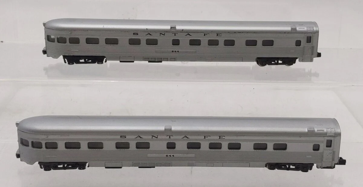 Atlas N Scale  Santa Fe Observation Car #644 [2] VG
