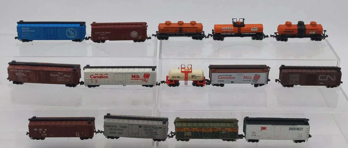 Atlas & Other N Scale Assorted Freight Cars [14] EX