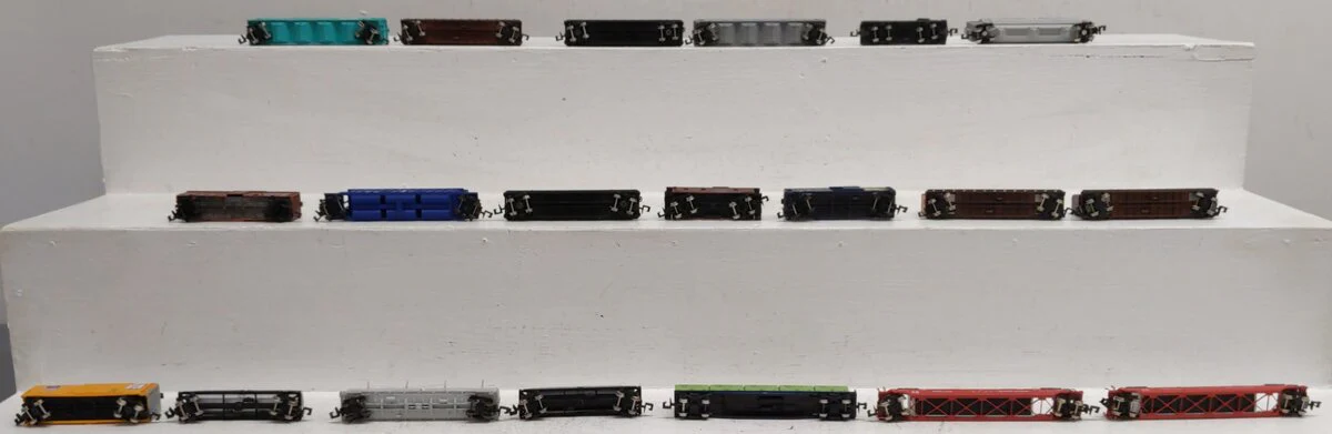 Atlas & Other N Scale Assorted Freight Cars [20] EX - Image 3