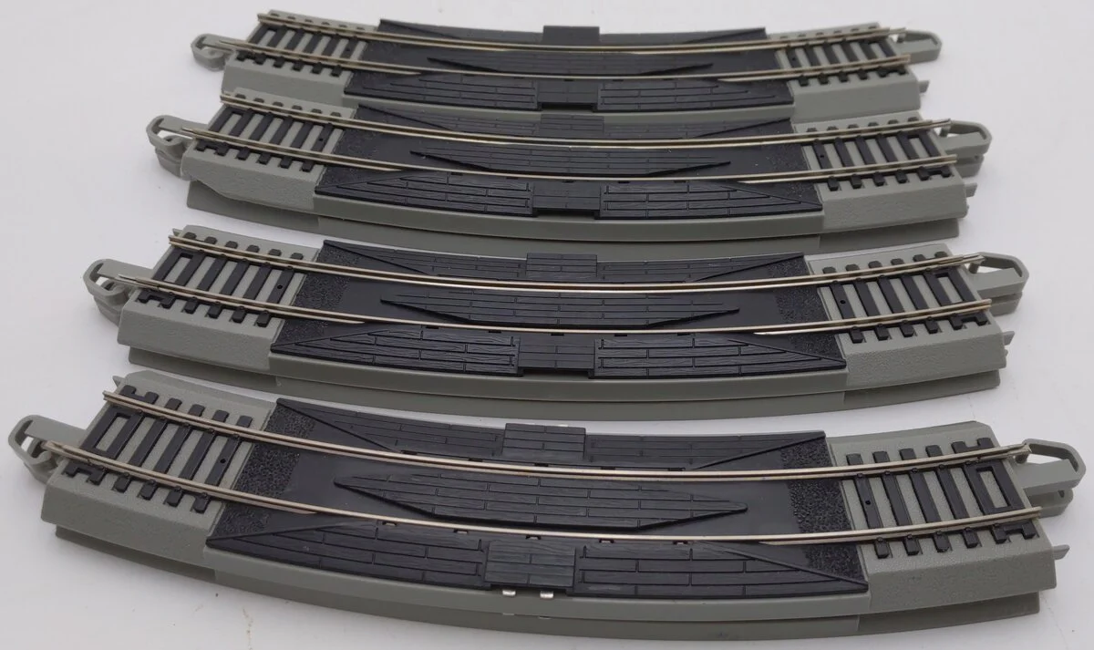 Bachmann 44502 HO Nickel Silver 18" Radius E-Z Curved Track Terminal Rerailer[7] EX - Image 3