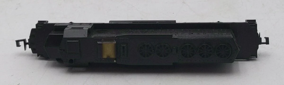 Bachmann 51-0670-03 N Burlington Northern SD 40-2 Diesel Locomotive- custom EX/Box - Image 4