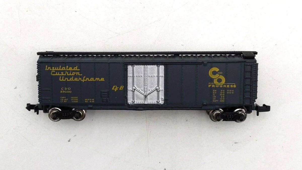 Bachmann 53-1010-22 N Scale Chesapeake & Ohio Box Car # 23000 LN