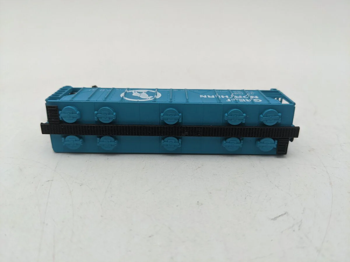 Bachmann 73850 N Scale Great Northern 47' Covered Hopper #71084 EX/Box - Image 3