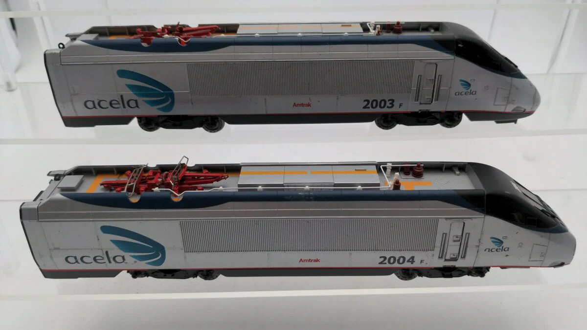 Bachmann HO Scale Acela Electric Locomotive #2003/2004 VG - Image 2