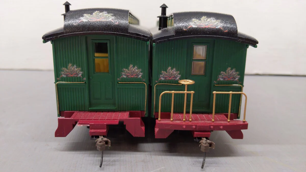 Bachmann HO Scale Thomas Kinkade's Christmas Express Steam Loco Set #2 VG - Image 5