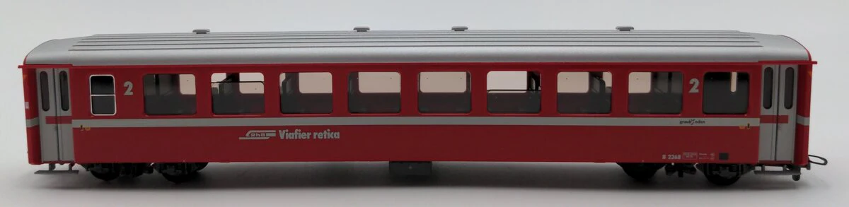 Bemo 3250 168 HOm Scale RhB Coach Car #2368 LN/Box - Image 2