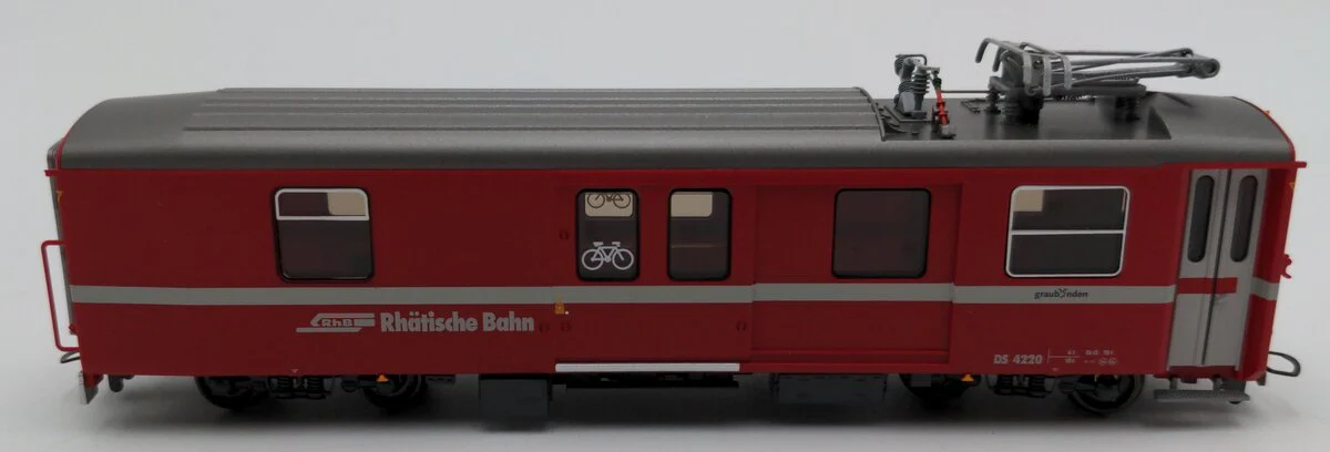 Bemo 3270 170 HOm RhB DS Baggage Car w/ Pantograph #4220 EX/Box - Image 3