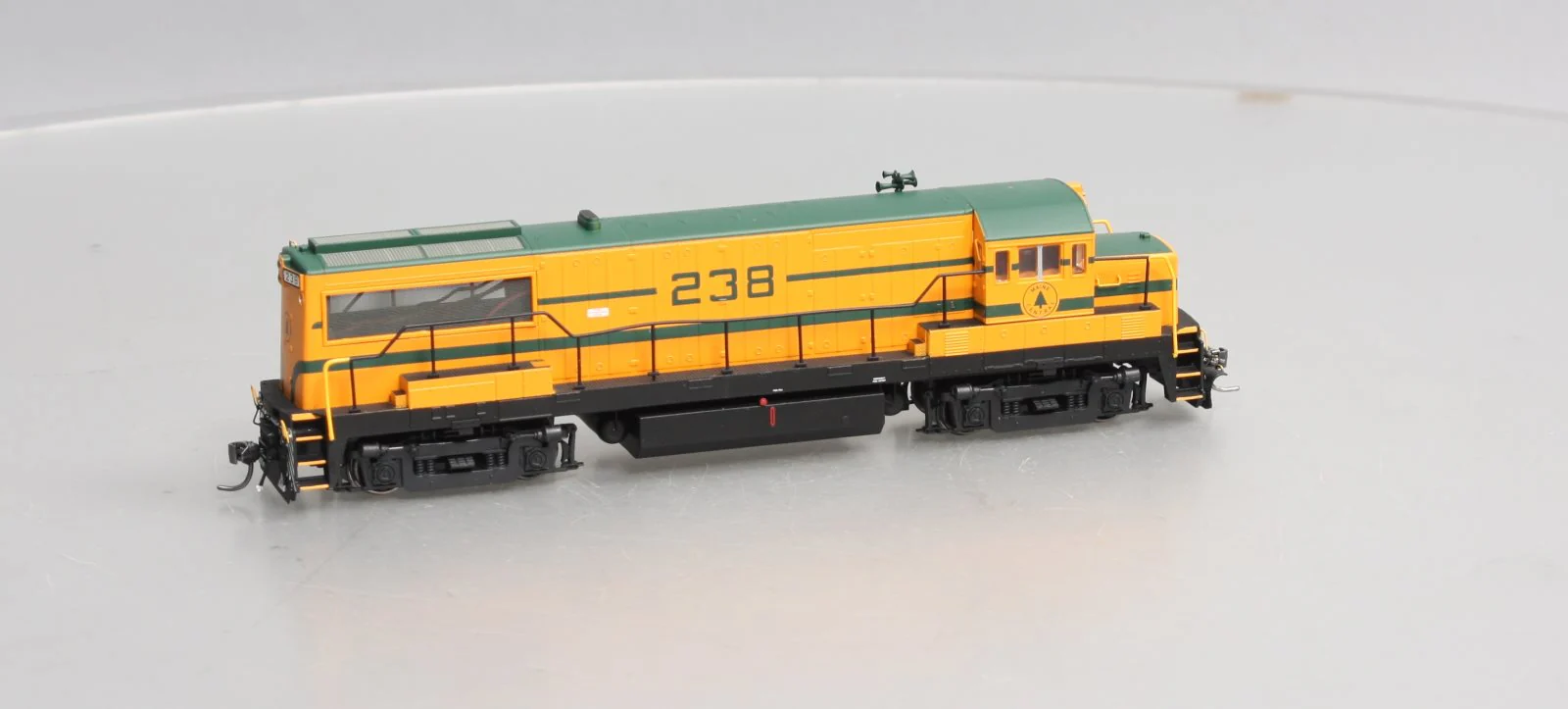 Bowser 23377 HO Scale MEC RTR GE U25B Diesel Locomotive #238 LN/Box - Image 6