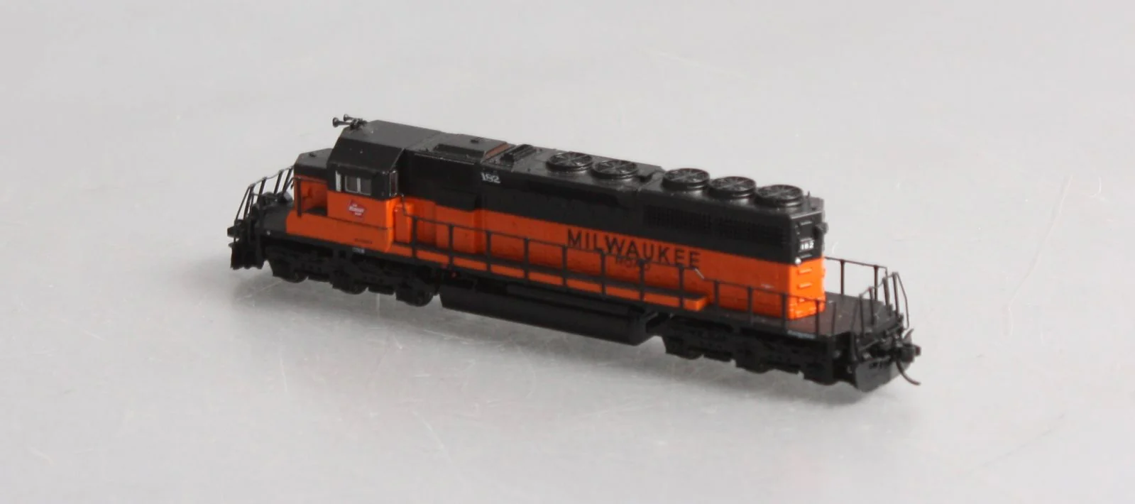 Broadway Limited 6200 N Milwaukee EMD SD40-2 Diesel Locomotive DCC/Sound #182 LN/Box - Image 2