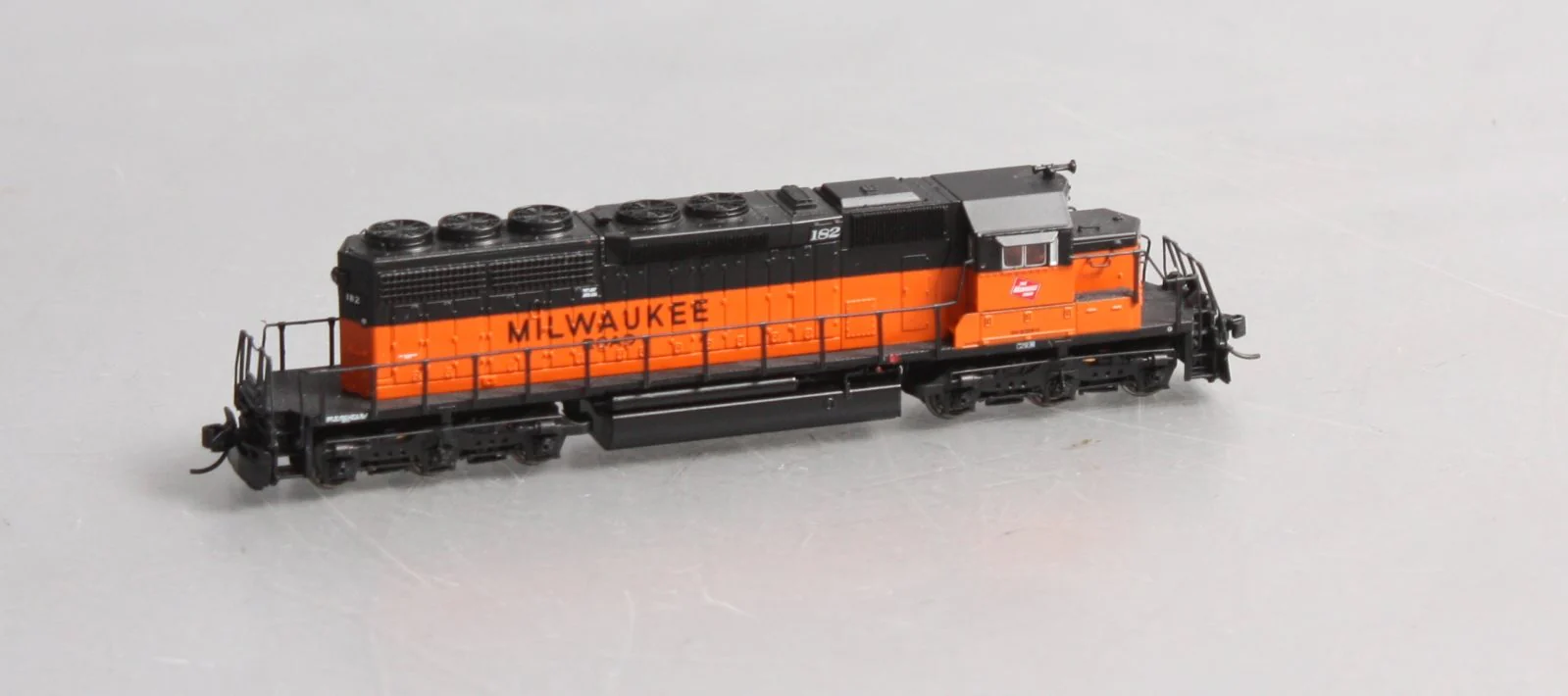 Broadway Limited 6200 N Milwaukee EMD SD40-2 Diesel Locomotive DCC/Sound #182 LN/Box - Image 5