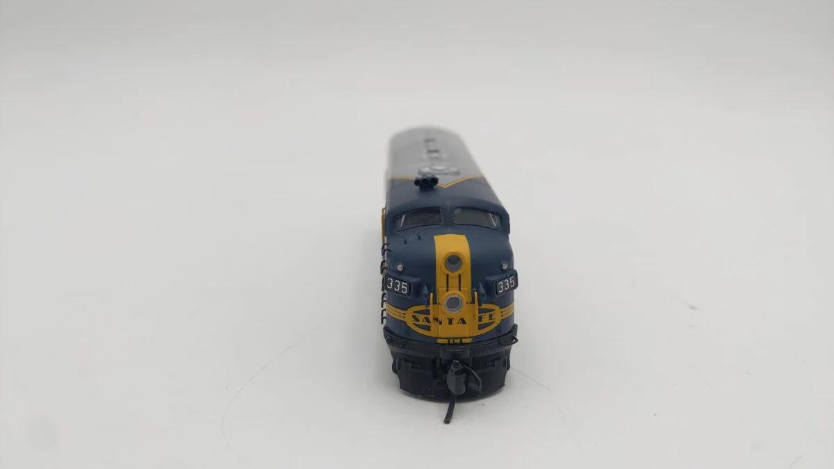 Broadway Limited 7764 N ATSF EMD F7A Diesel Locomotive w/Sound/DC/DCC #335 EX/Box - Image 6