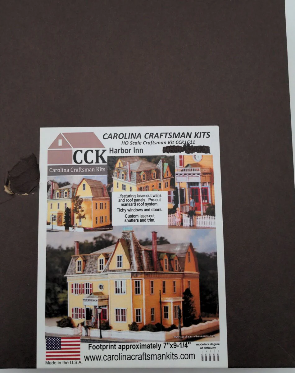 Carolina Craftsman CCK1611 HO Harbor Inn Building Kit