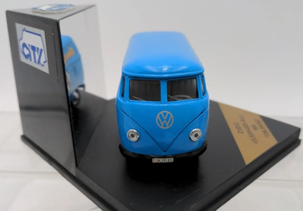 City CV012 1:43 Volkswagen VW Bulli Bus Van 1955 Toblerone Chocolat Tobler - Image 2