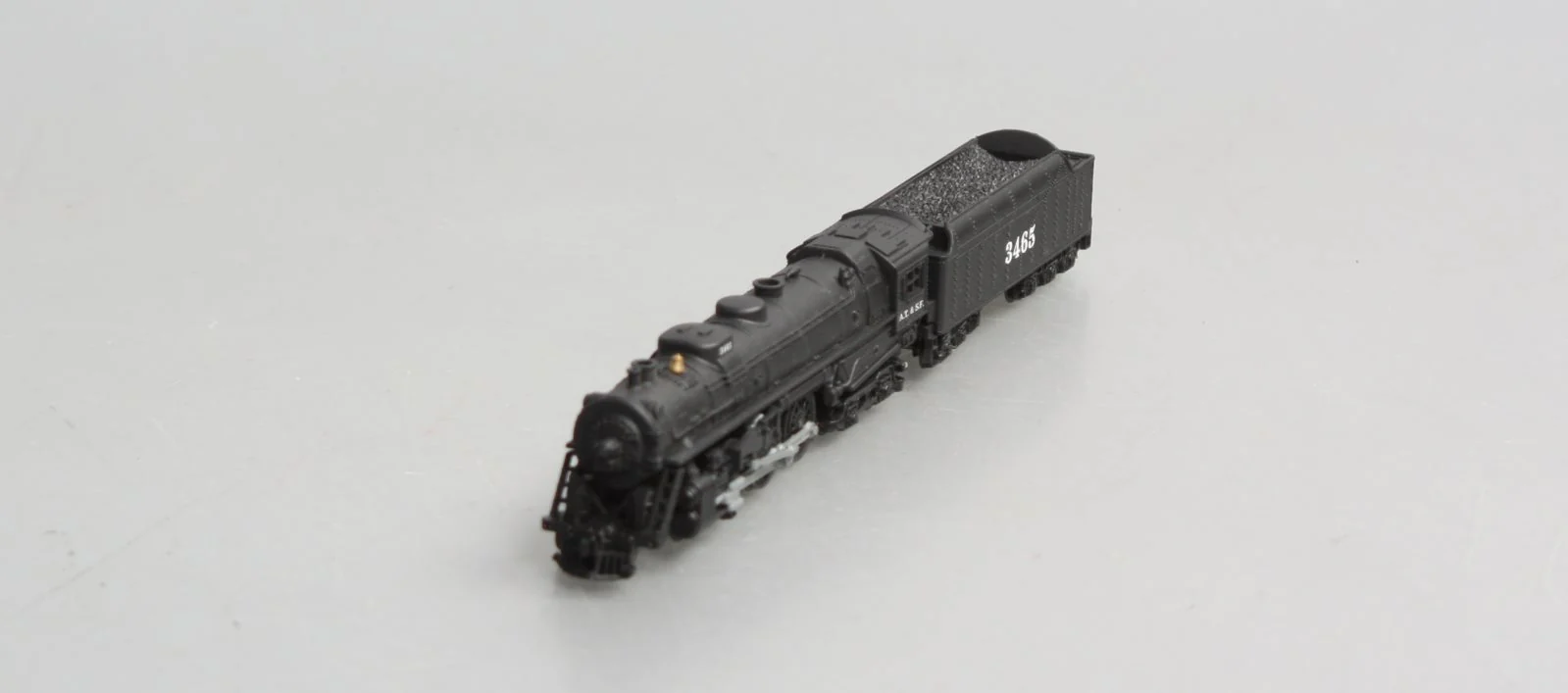 Con-Cor 001-003002 N Scale Santa Fe J3a 4-6-4 Steam Locomotive and Tender #3465 LN/Box - Image 9