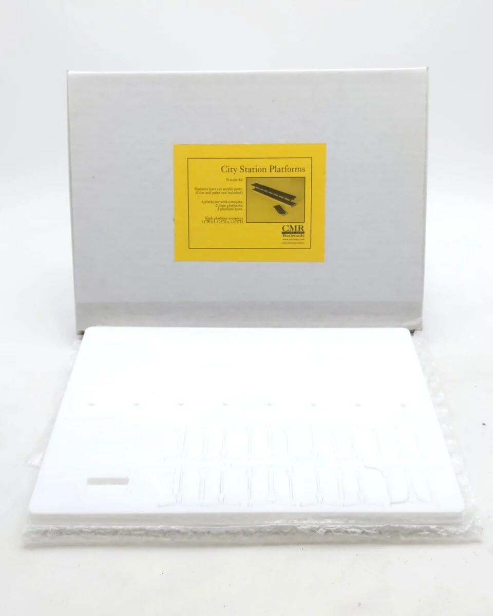 Custom Model Railroads 101-N N Scale City Station Platform Acrylic Kit EX/Box
