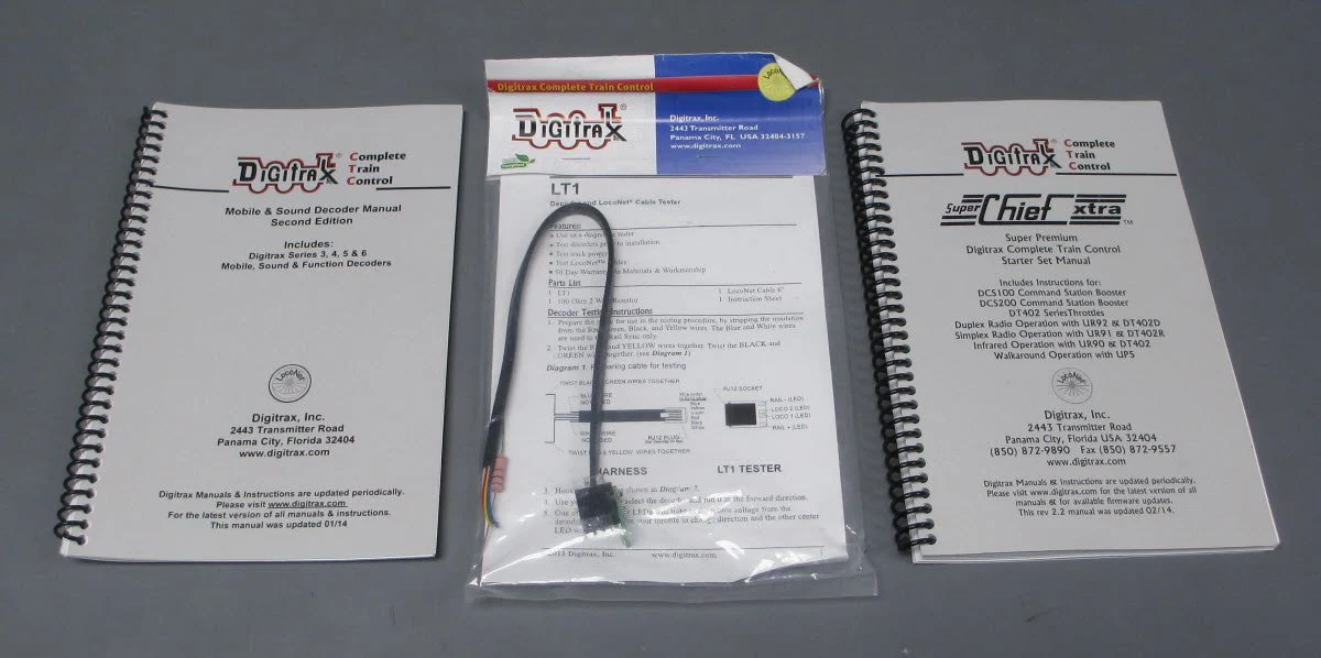 Digitrax SCFXD Super Chief Xtra Duplex Radio 5-Amp Start Set LN/Box - Image 3