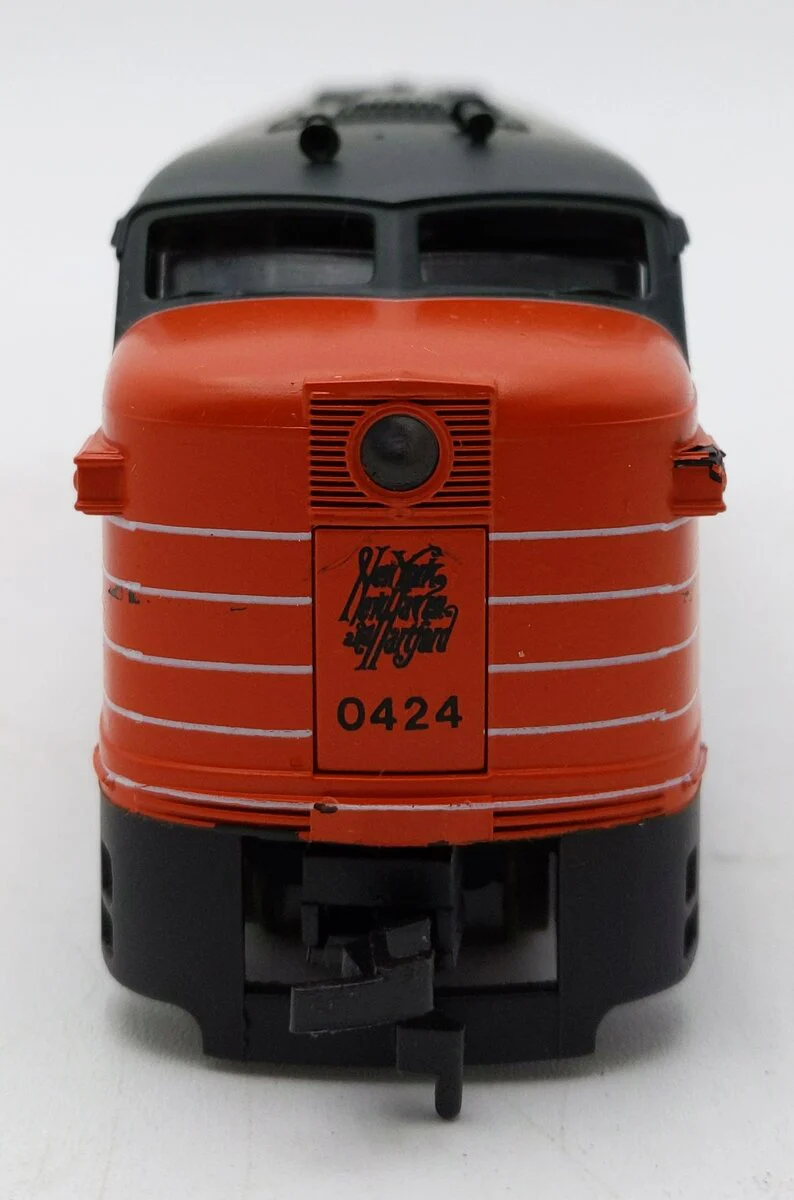 E-R Model Importers 1018 HO Scale New Haven FA1 Diesel Locomotive #0424 EX/Box - Image 5