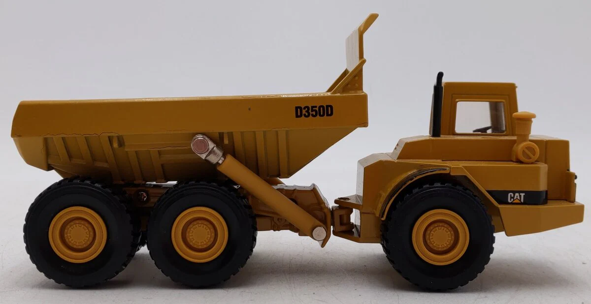 Ertl 2431 1:50 Caterpillar D350D Articulated Dump Truck EX/Box - Image 3