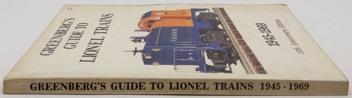 Greenberg's Guide To Lionel Trains 1945-1969 Paperback Book By Bruce C Greenberg VG - Image 3