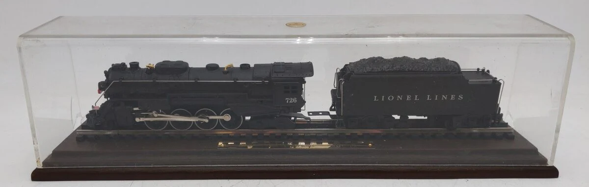 Hallmark 726 Lionel Berkshire Steam Locomotive and Tender with Display Case EX