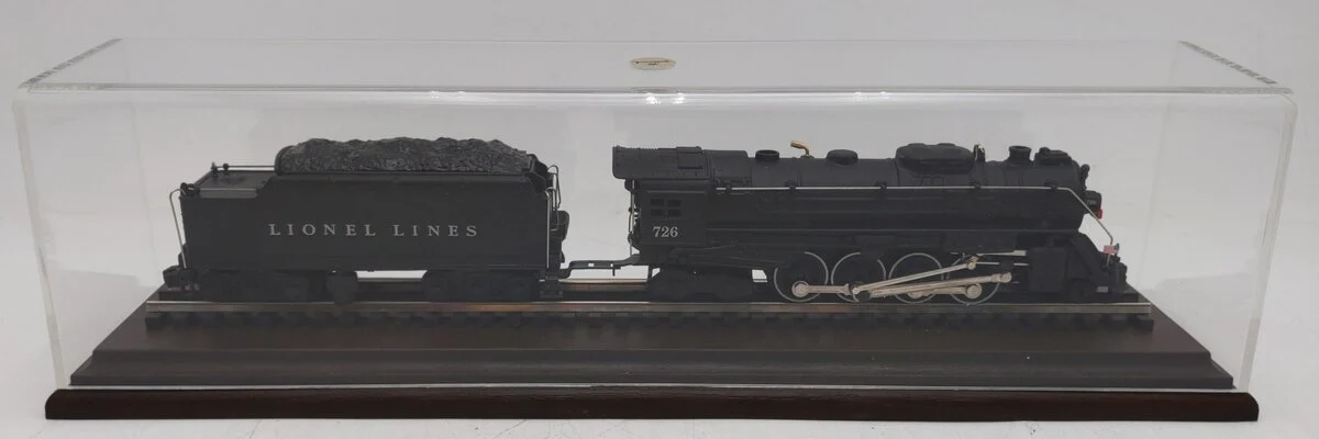 Hallmark 726 Lionel Berkshire Steam Locomotive and Tender with Display Case LN/Box - Image 3