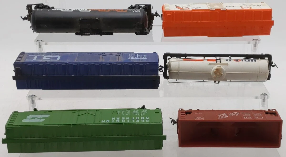 HO Scale Assorted Freight Cars [6] - Image 3