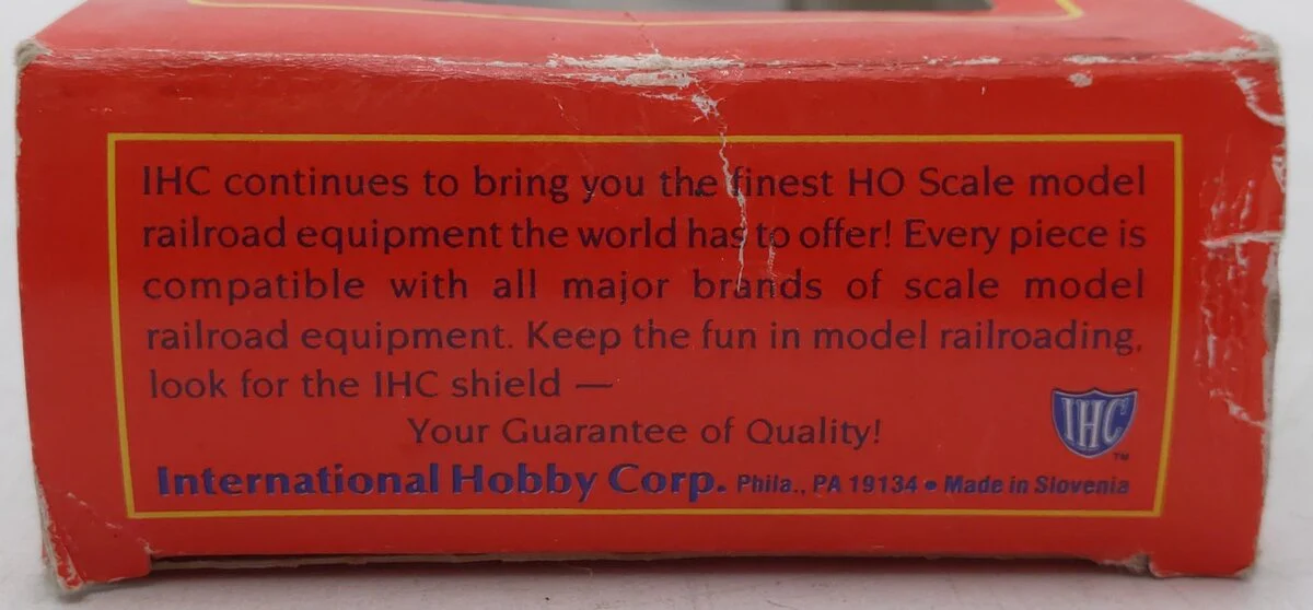 IHC 2688 HO Scale Union Pacific Coach #250 LN/Box - Image 7