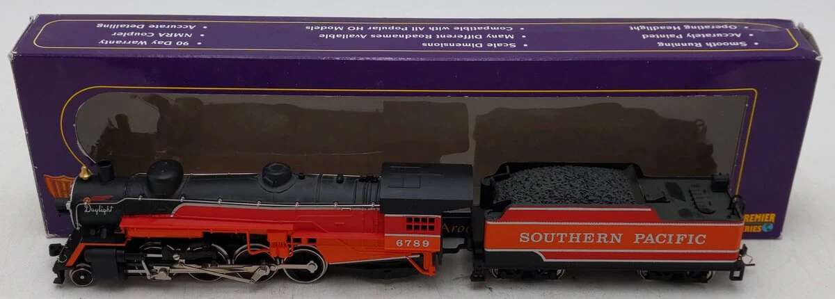 IHC M9802 HO Southern Pacific 2-8-2 Mikado Locomotive & Tender #6789 EX/Box
