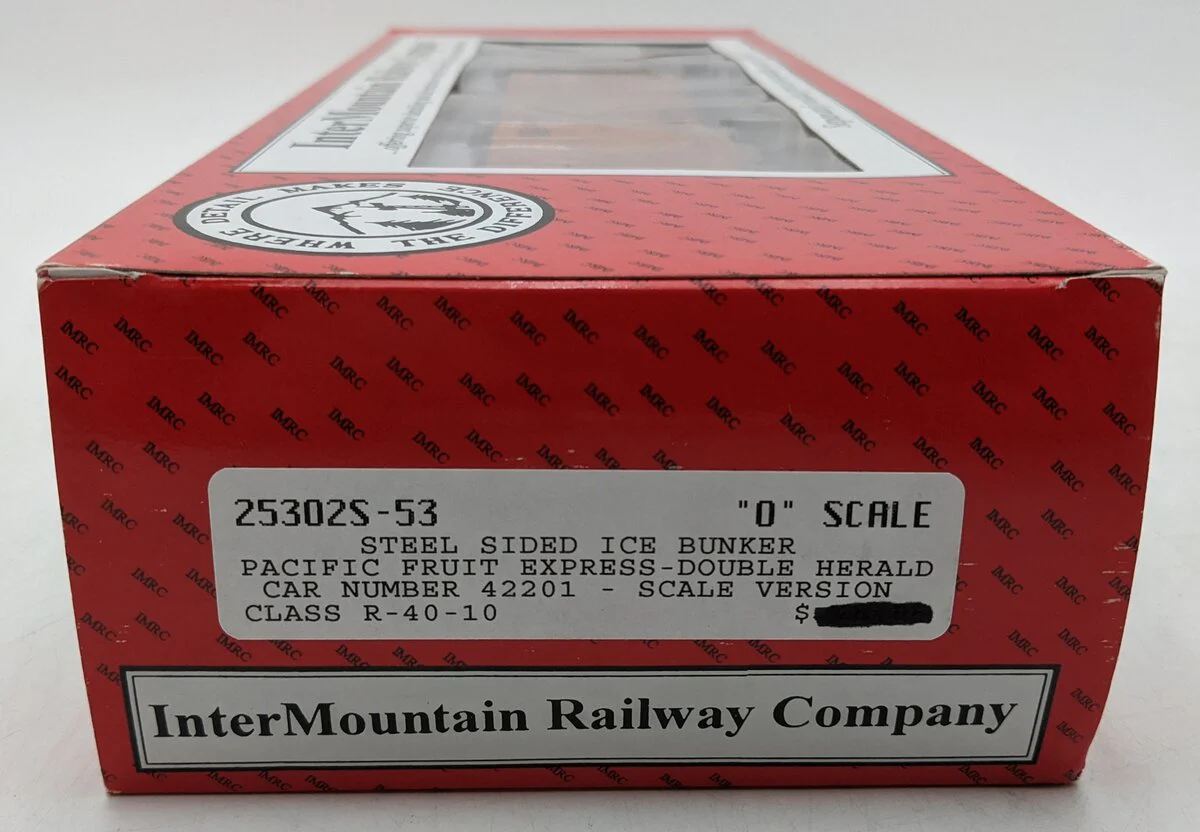 InterMountain 25302S-53 O PFE Steel Sided Ice Bunker #42201 (2-Rail) NIB - Image 2