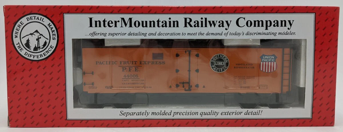 InterMountain 25302S-57 O PFE Steel Sided Ice Bunker #44008 (2-Rail) NIB