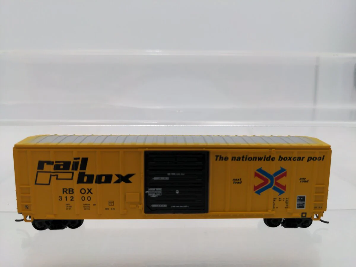 InterMountain 67502-13 N Scale Rail Box Box Car #31200 LN/Box - Image 2