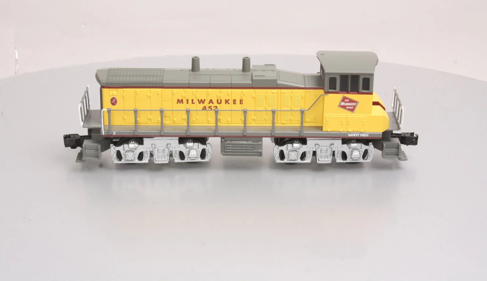 K-Line K2243-0435 O Milwaukee Diesel Locomotive with Horn #453 EX/Box - Image 2