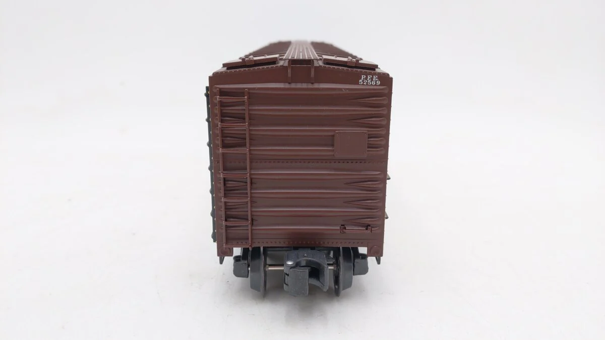 K-Line K762-21728 O Gauge WP Pacific Fruit Express Reefer #52569 LN/Box - Image 2