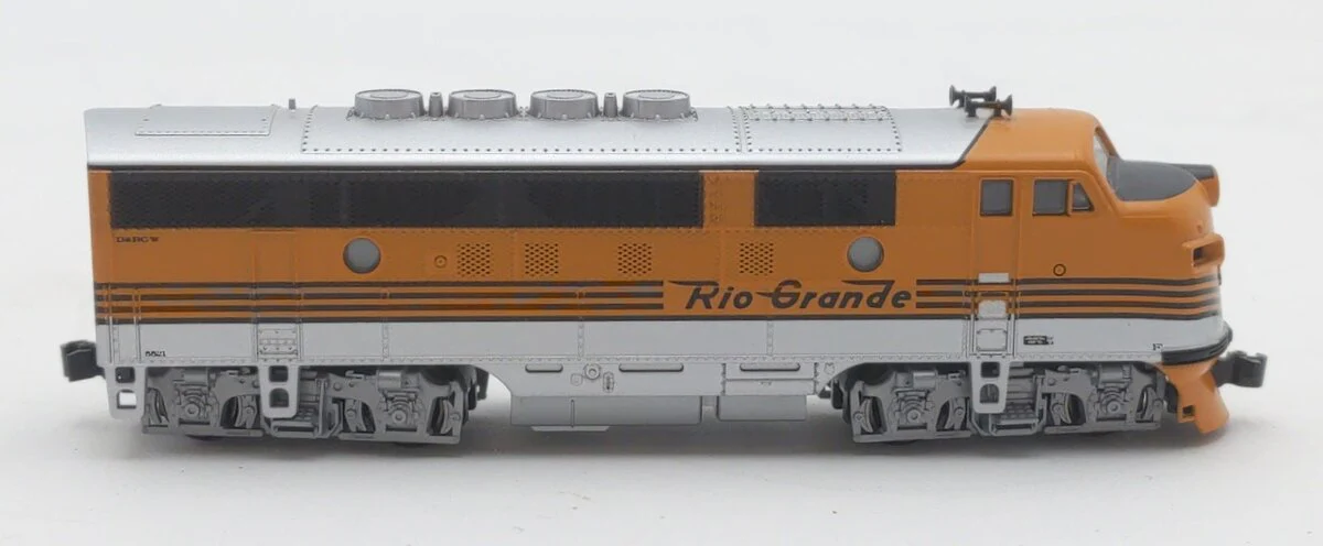 Kato 106-0303 Denver & Rio Grande Western A Unit Diesel Locomotive VG/Box - Image 2