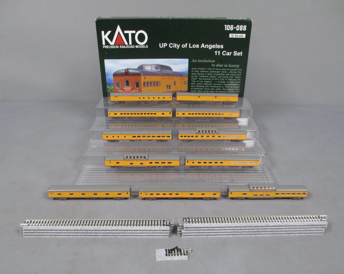 Kato 106-088 N Union Pacific City of Los Angeles Passenger Car (Set of 11) EX/Box